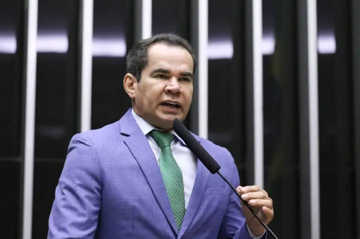 Comissão aprova recursos para qualificação profissional de pessoas com deficiência no setor cultural
