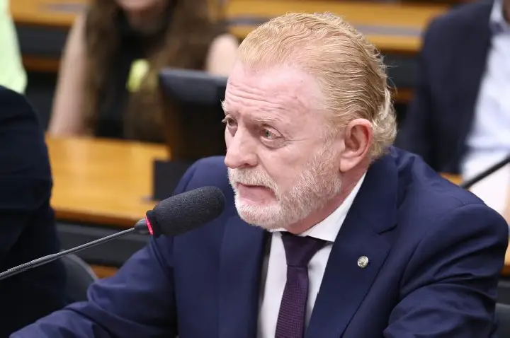Comissão debate segurança e condições de trabalho de condutores de ambulâncias