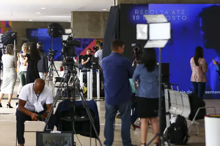Fórum pede compromisso de candidatos com comunicação democrática