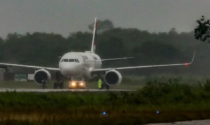 Governo prorroga descontos no querosene de aviação e no biodiesel