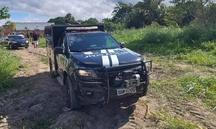 Jovem é assassinado em rua no Balneário de Guriri