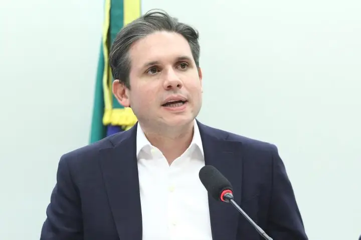 Motta diz que governo está dividido sobre fim da 