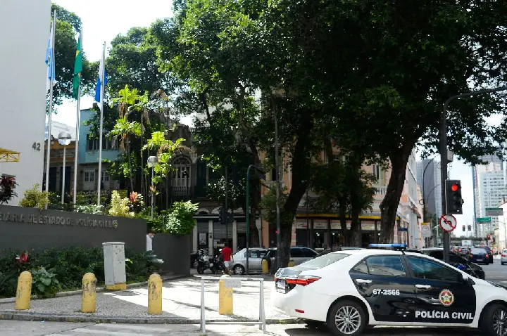 Operação no Rio desarticula esquema de desvio de combustível 