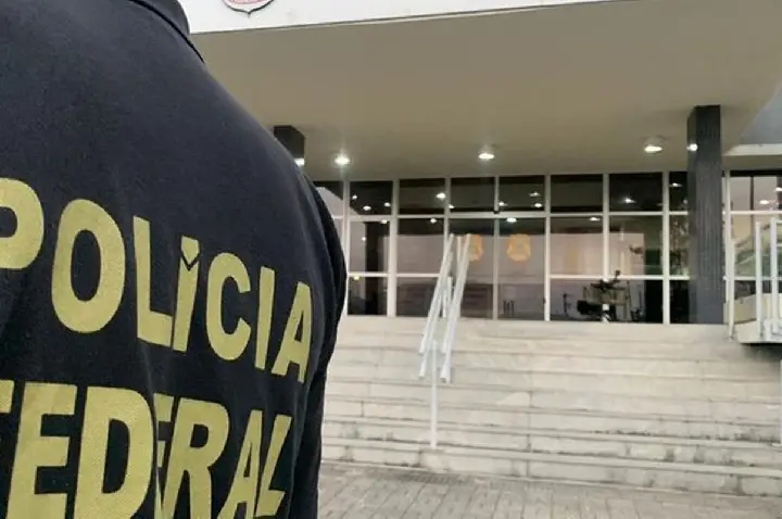 PF faz operação contra desvios na Universidade Federal Fluminense