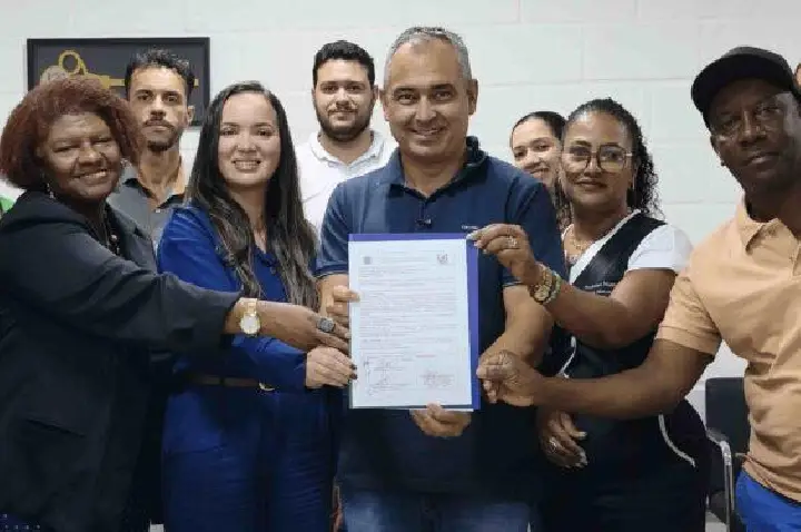 Prefeitura de São Mateus assina ordem de serviço para retomar e concluir obra da Escola Quilombola de Nova Vista