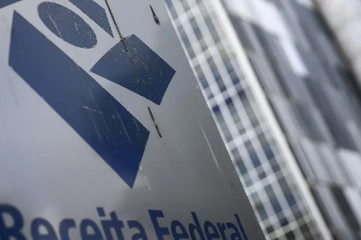 Receita identifica divergências de R$ 44 bi em créditos de PIS/Cofins