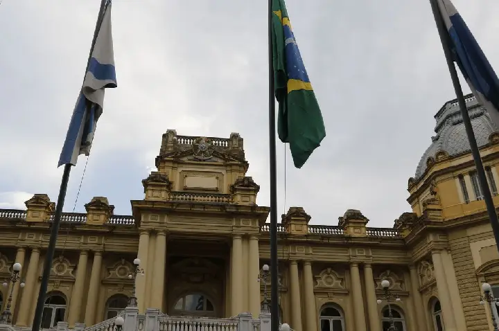 Rio de Janeiro funde secretarias de Agricultura e de Pesca 