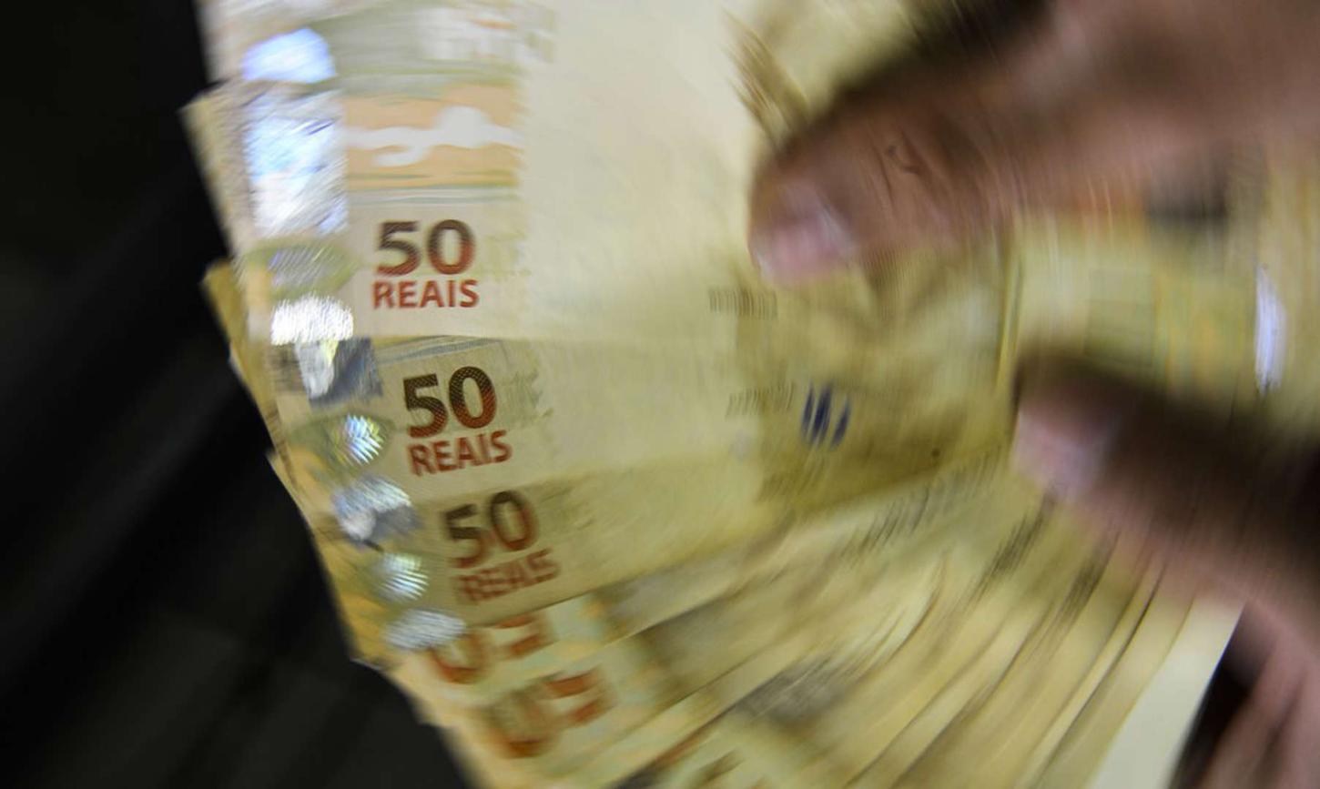 Aumento do salário mínimo vem aí! Saiba quanto e quando: