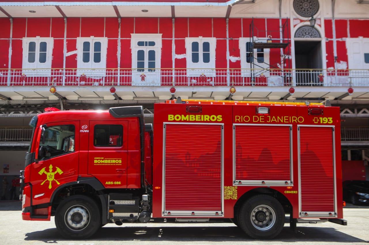 Morre carbonizada após casa pegar fogo em Colatina, mulher de 89 anos.