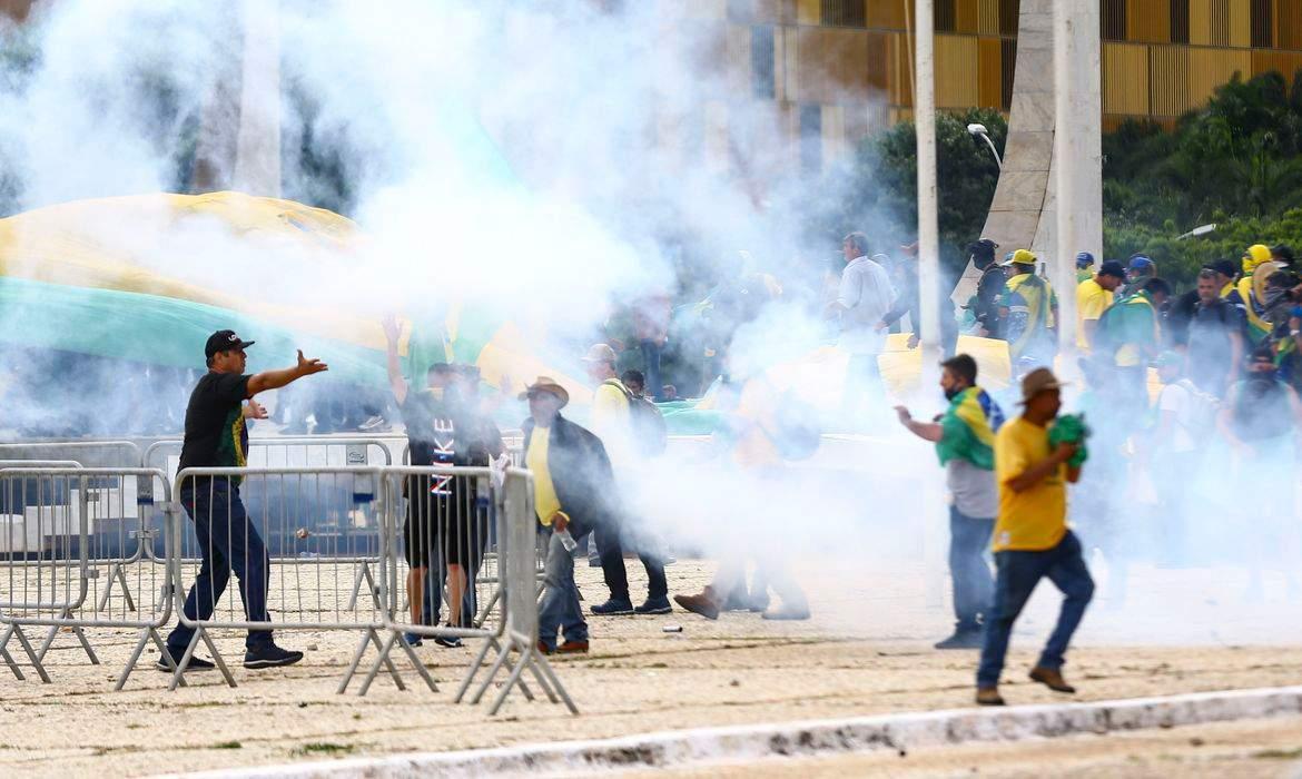 Preso por atos golpistas morre tomando banho de sol na Papuda