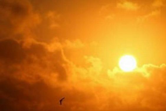 Dezembro será de muito calor e pouca chuva no ES, diz Climatempo