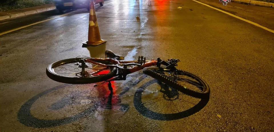 Ciclista morre atropelado em acidente na BR 101 em São Mateus