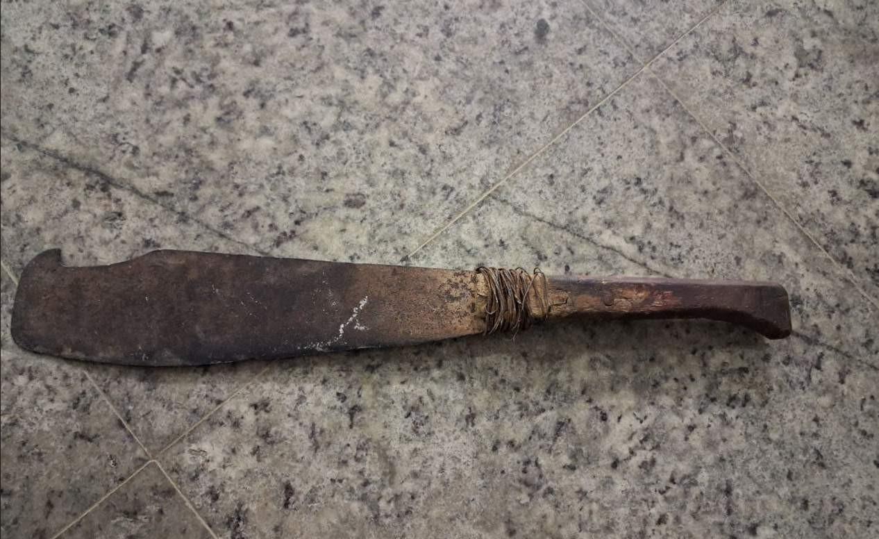 Homem suspeito de agredir mulheres com facão é preso na BR-101