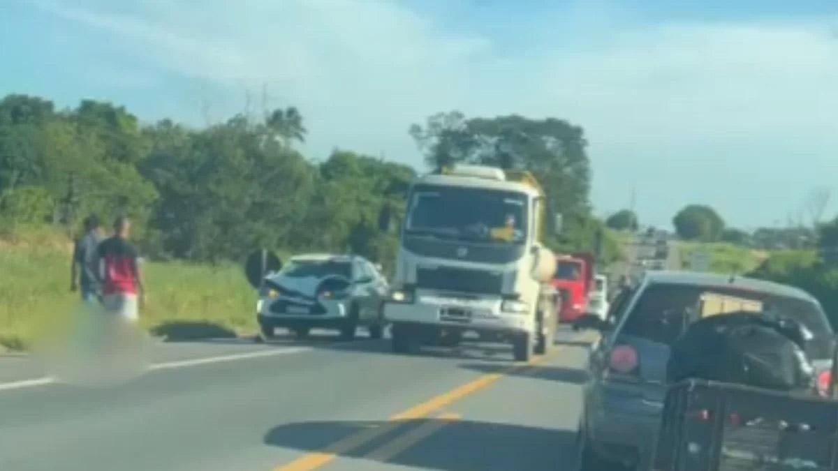 Acidente entra carro e ciclista deixa vítima fatal na BR 101 em São Mateus