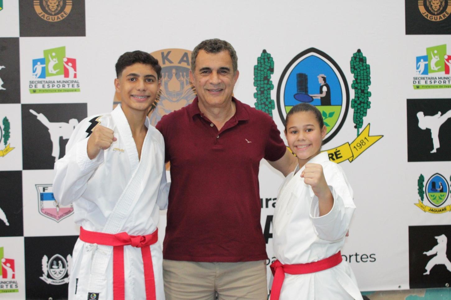 Mais de 300 atletas participam da abertura do Estadual de Karate em Jaguaré