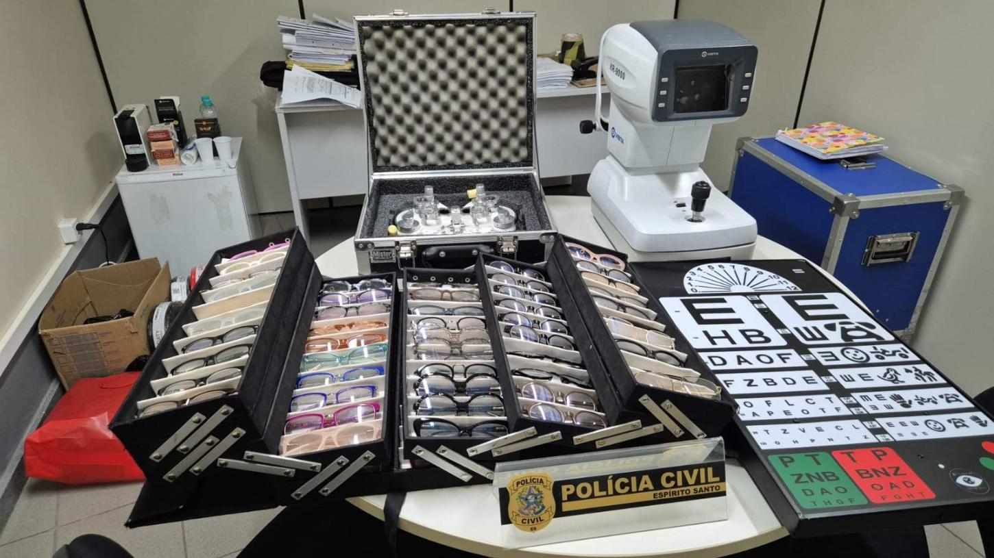 Oftalmologistas fakes que vendiam óculos caros enganaram 900 pacientes no ES