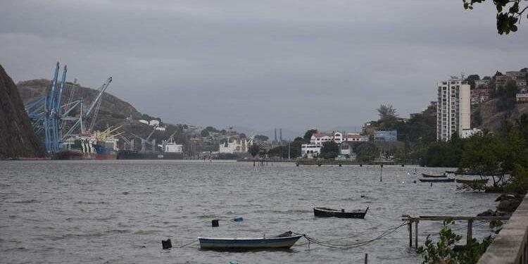 Frente fria muda o tempo novamente no Espírito Santo e deve trazer chuva