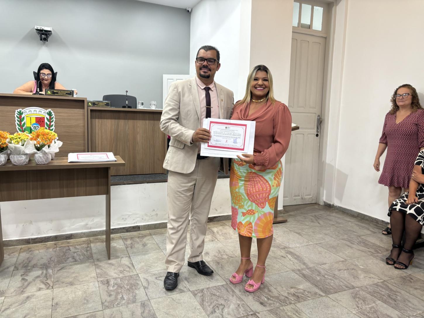 Sessão Solene homenageia mulheres em São Mateus