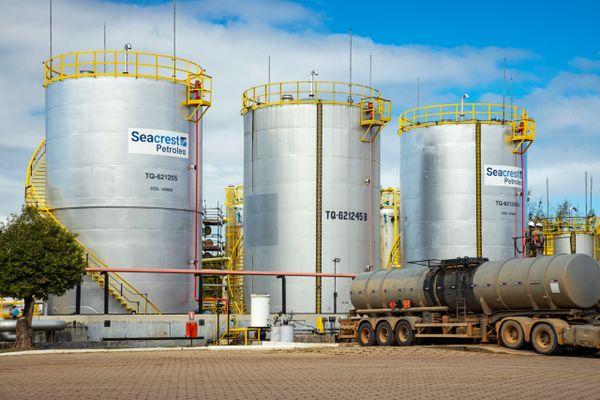 Que fim levou a petroleira norueguesa Seacrest em São Mateus?