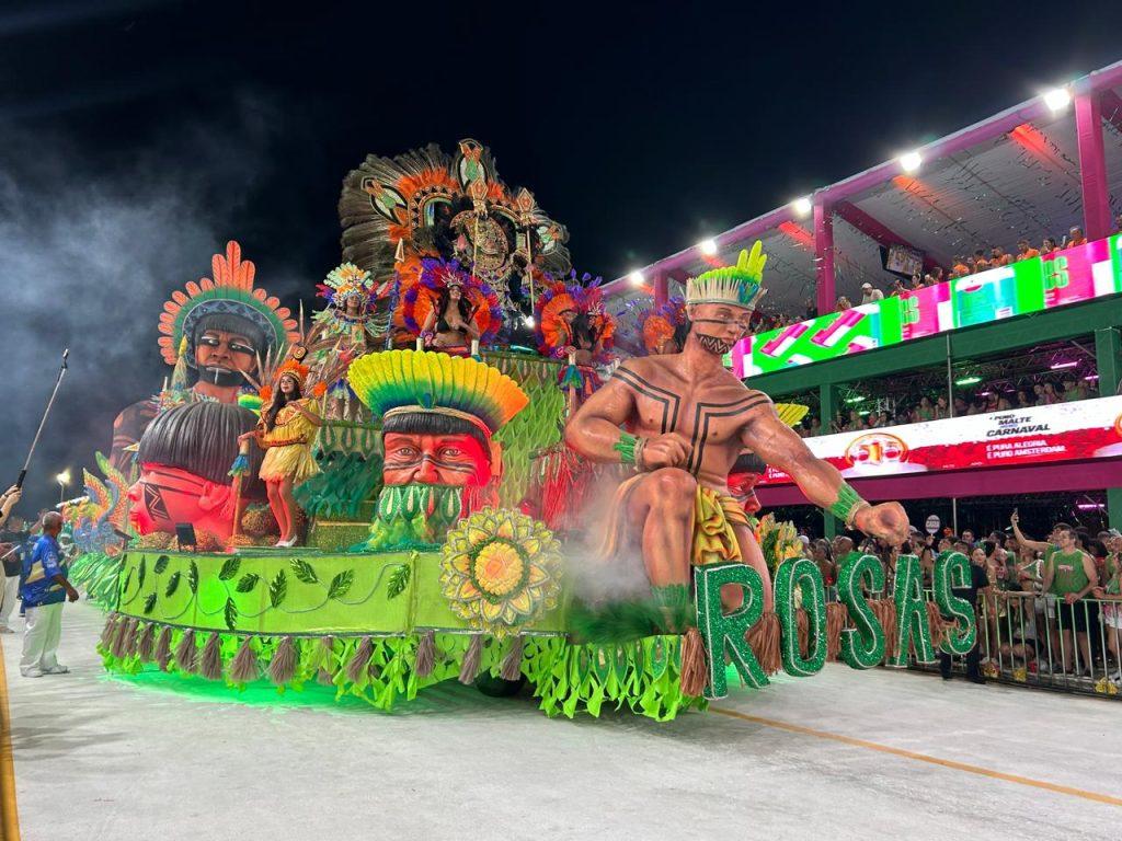 Carnaval 2026 | Rosas de Ouro leva a história de São Mateus ao Sambão do Povo