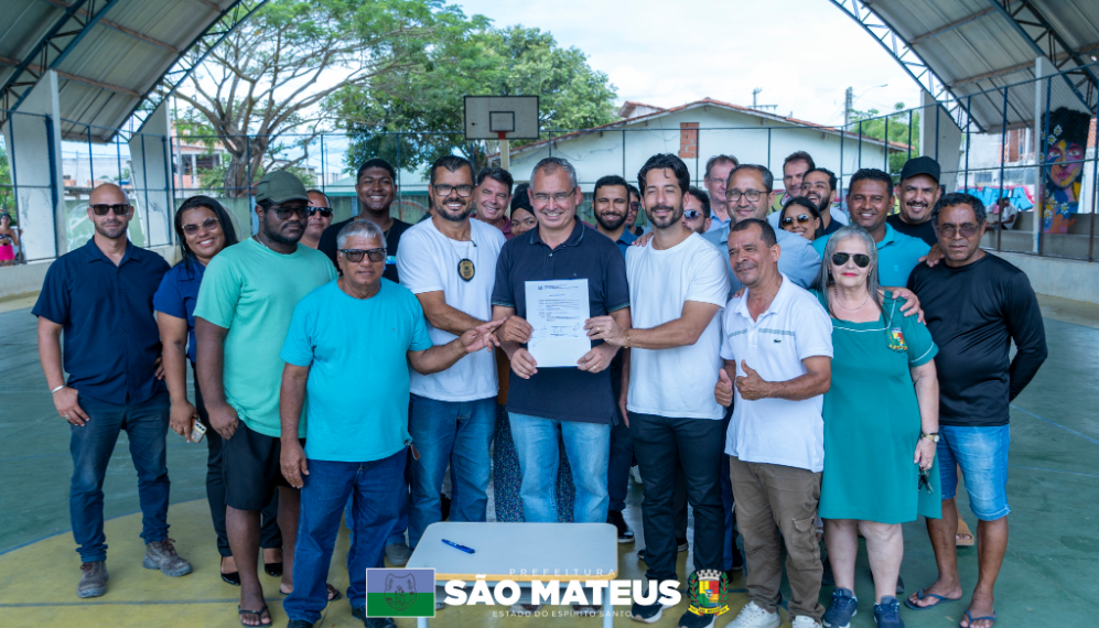 Prefeitura de São Mateus assina Ordem de Serviço para reforma da quadra e praça do Bairro Vitória