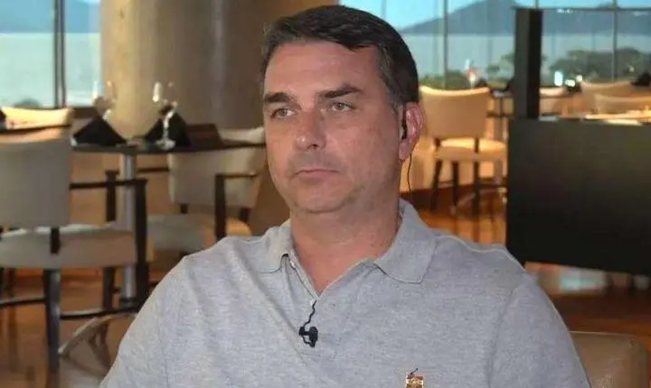 A 1ª entrevista de Flávio após a chegada aos Estados Unidos