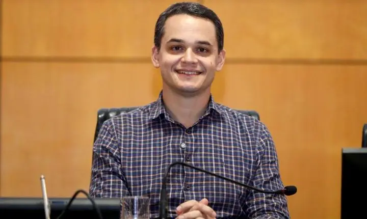 Governador eleito, Pazolini toma posse na Assembleia em 6 de janeiro