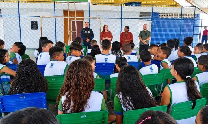 Guarda Municipal promove ação educativa sobre prevenção às drogas e combate ao bullying em escola de São Mateus